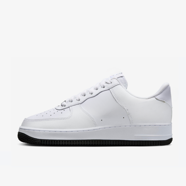 Zapatillas Urbanas Low Blancas con Contorno Negro